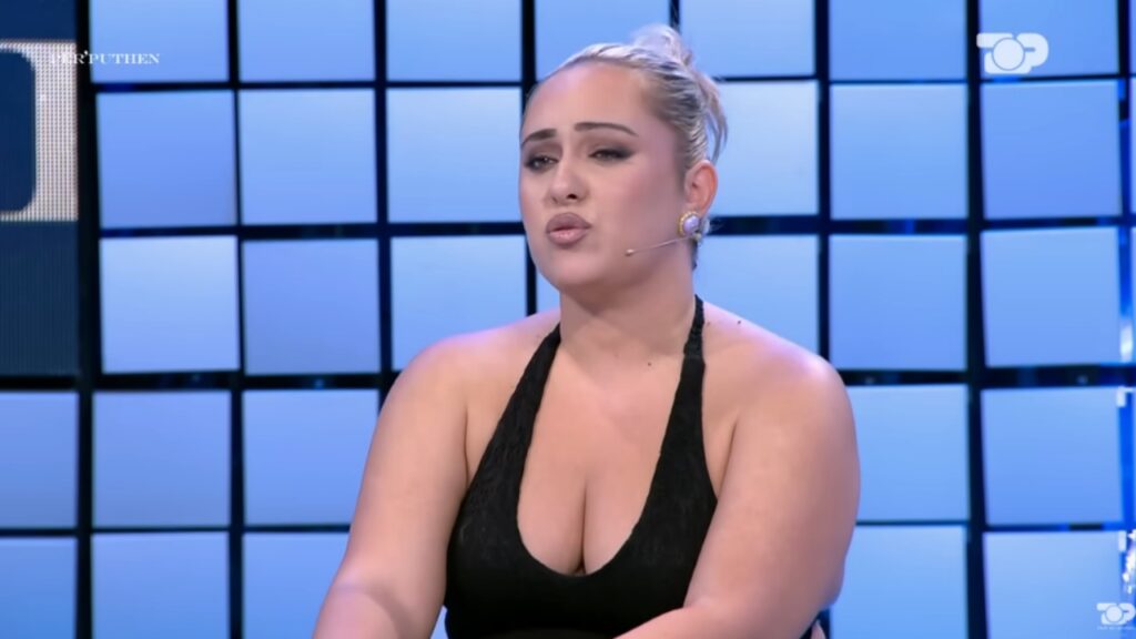 Dy konkurrentët e “Për’puthen” ofendojnë Katerinën: P*tana amnezia…