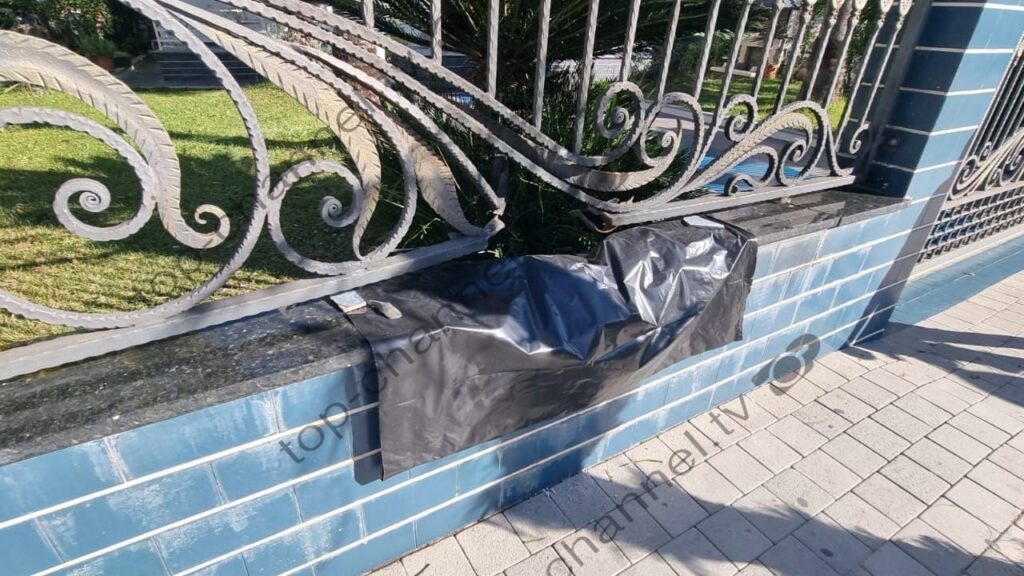 FOTO/ Trit*li në banesën e Xhelal Mziut, çfarë la pas shpë*thimi i fuqishëm