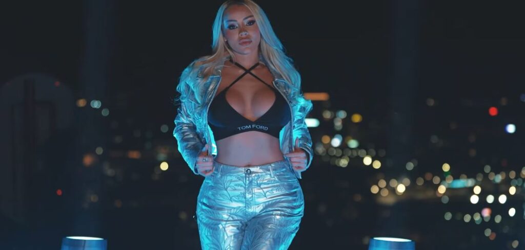 VIDEO// Benita me dhëmbë diamanti, ja sa i kanë kushtuar banores së Big Brother VIP Kosova