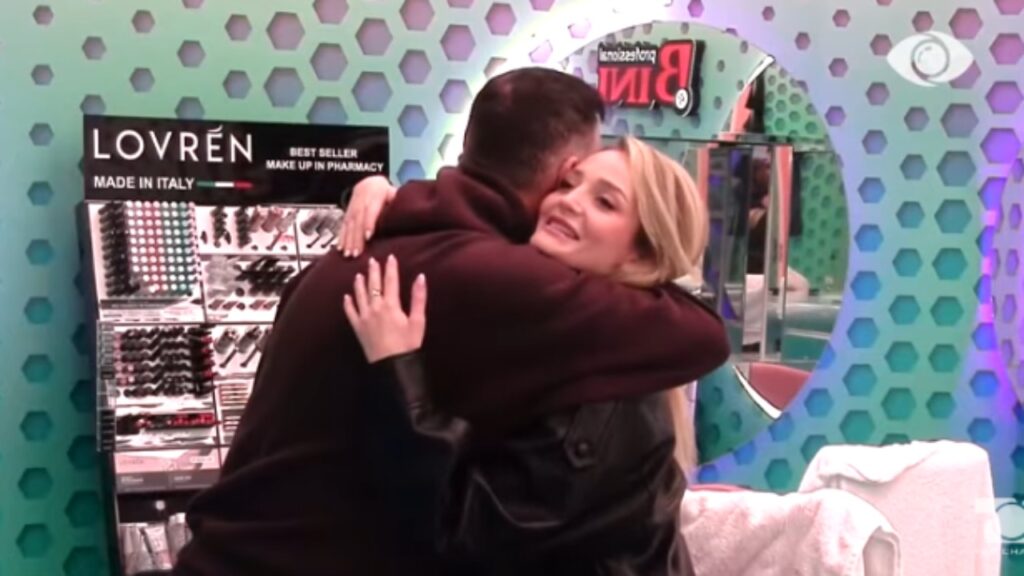 A e ka problem se ndan krevatin me Selin? Landi ZBULON çfarë ka në mendje bashkëshortja e Mirit