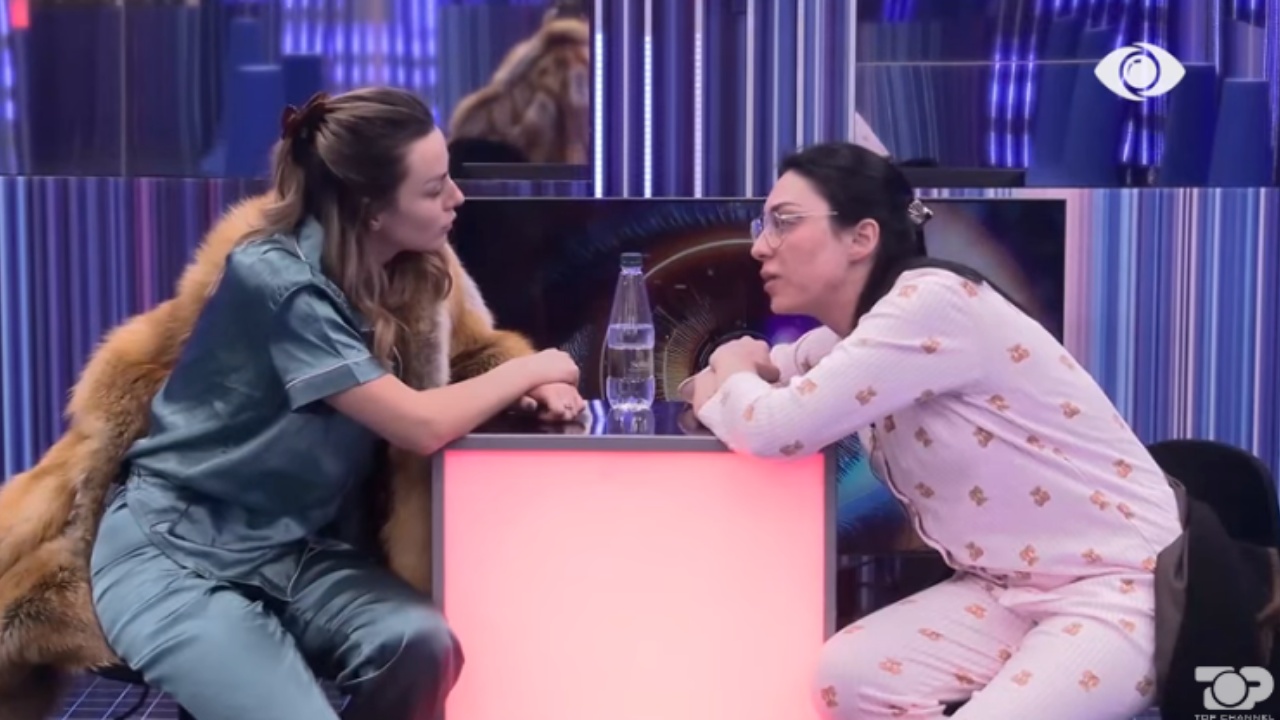 “Ti që nuk di ku ke varrin e babait”/ Ina i kthehet keq Stelinës: Puthesh me çunat te Myslym Shyri